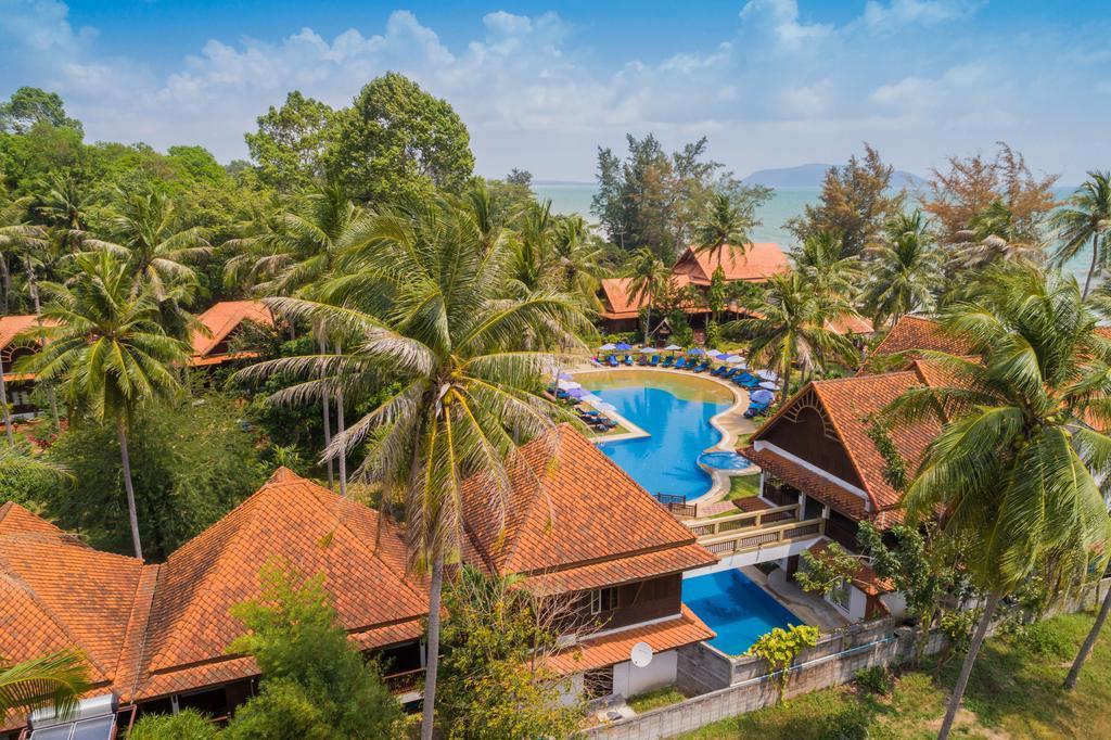 Coral Hotel Bangsaphan Банґсапхан Екстер'єр фото